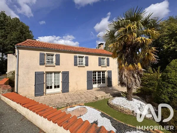 Maison 5 pièces 142 m²