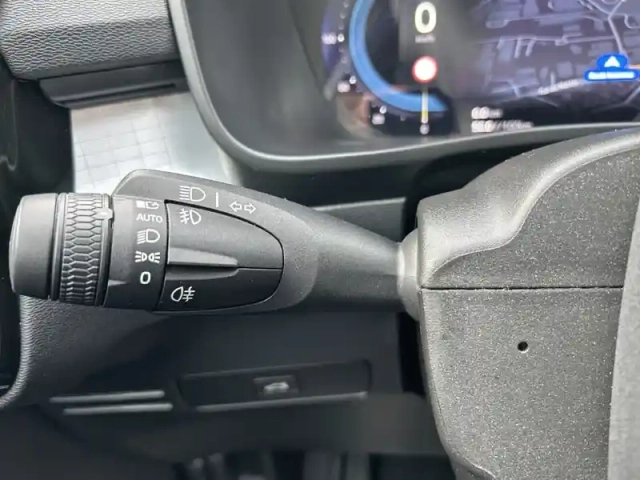 Volvo Xc40 b3 163 ch dct7 — photo 11