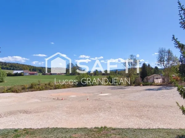 Terrain commercial de 755 m² - N5 à proximité