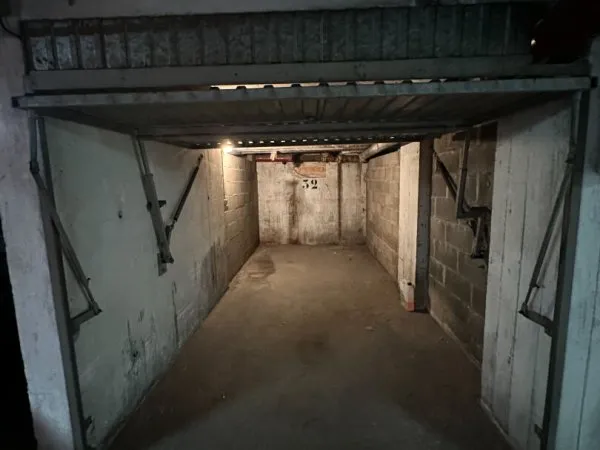 Parking 11 m²