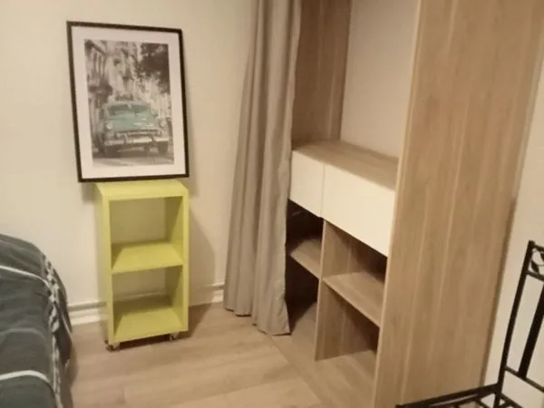 Chambre meublee