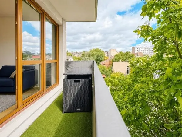 Bel appartement 2 pièces avec balcon à Fontenay