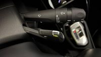 Peugeot 2008 1.2 Hybrid 145ch Style e-DCS6 — photo 24