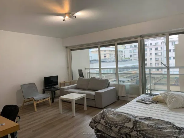 Studio 1 pièce 39 m²
