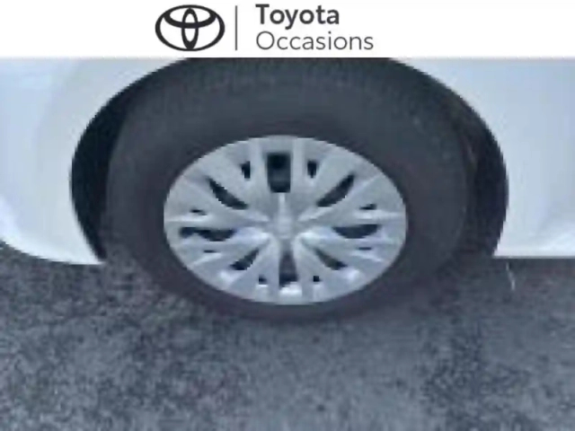 Toyota Yaris 70 vvt-i dynamic business 5p my22 — photo 4