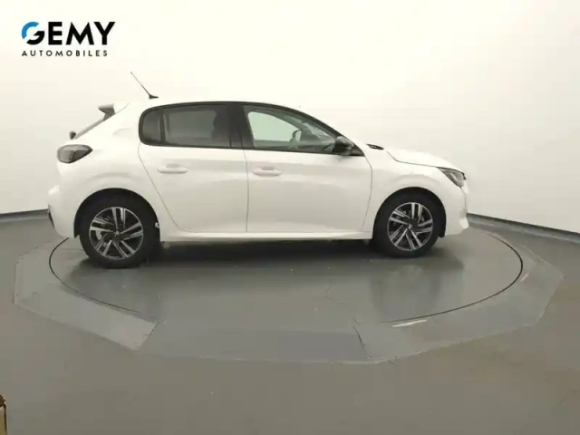 Peugeot 208 puretech 100 s&amp;s bvm6 — photo 12