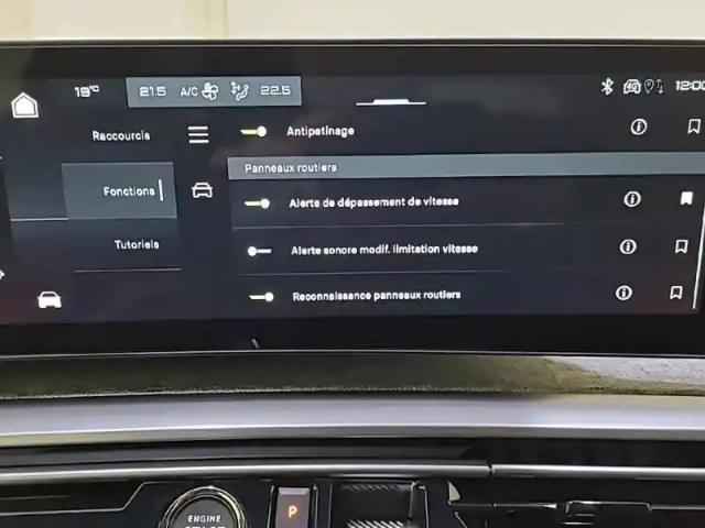 Peugeot 5008 hybrid 145 e-dcs6 — photo 23
