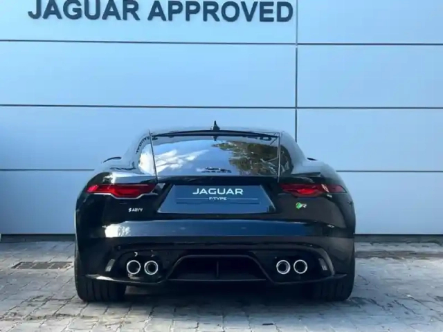 Jaguar F-Type coupe 5.0 v8 suralimenté 575ch r75 awd bva8 — photo 6