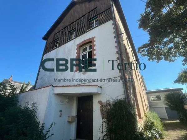 Bureaux 365 m²