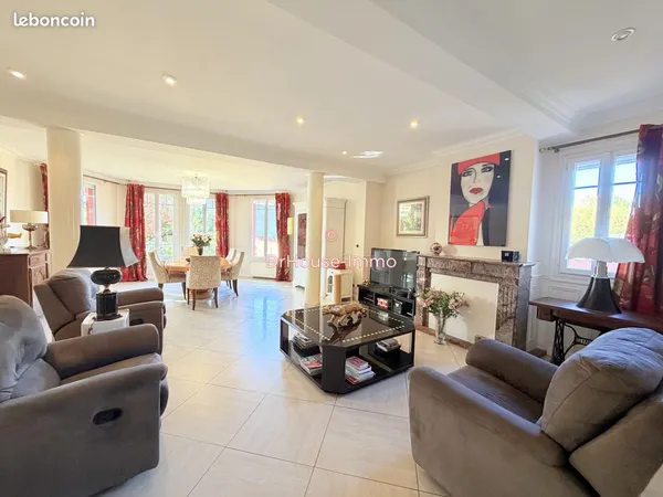 Maison 6 pièces 139 m²