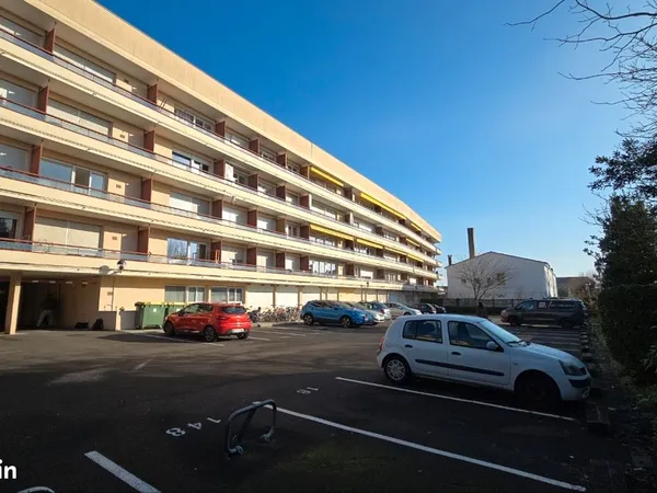 Location place de parking sécurisée - Talence Roustaing / Auchan