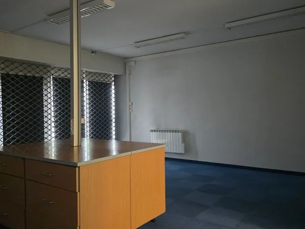 Local Commercial Centre-Ville 105 m2