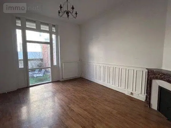 Maison 251 m²