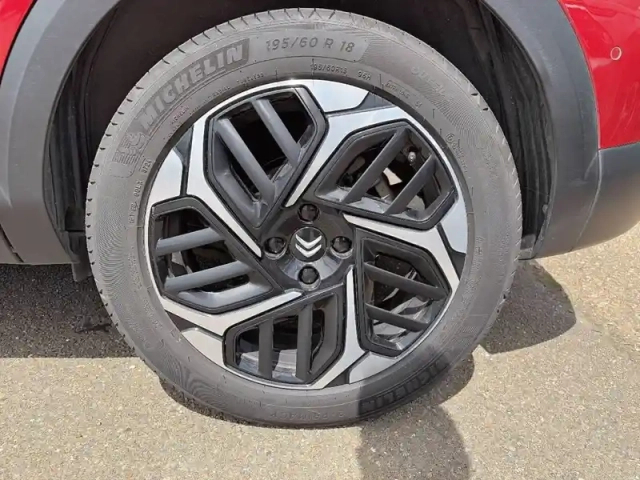 Citroën C4 puretech 130 eat8 — photo 13