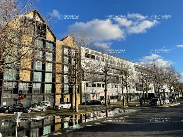 Bureaux 462 m²