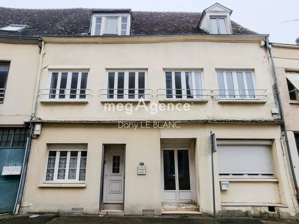 Immeuble 5 lots libres, 290 m², centre-ville