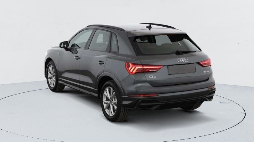 Audi Q3 — photo 5