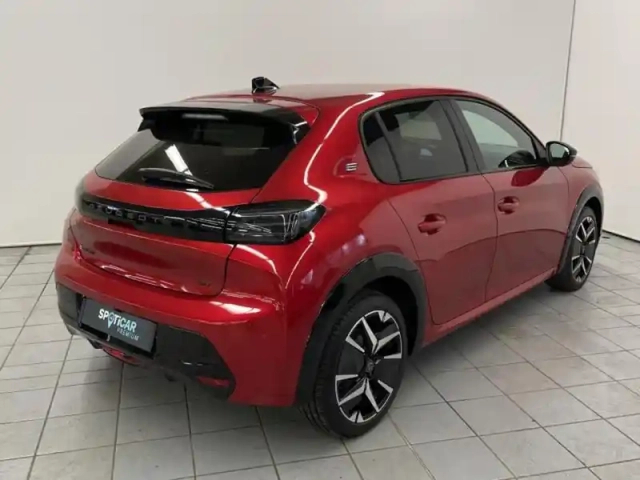 Peugeot 208 e- 136ch gt — photo 5