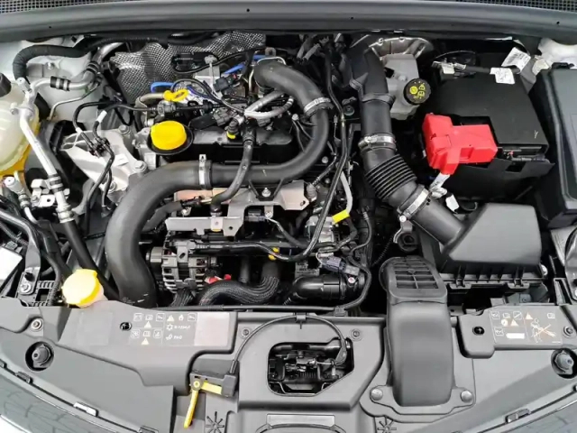 Renault Clio tce 90 — photo 13