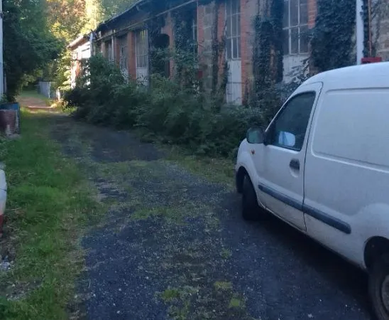 Parti d'usine de 612 M2 a olliergues