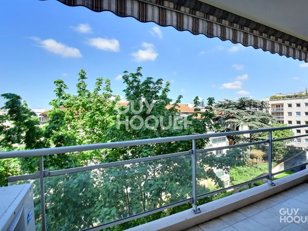Appartement T3 lumineux avec balcon à 5 minutes de Monplaisir, Lyon 8ème (69008)