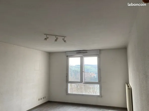 APPARTEMENT F3 calme avec très belle vue