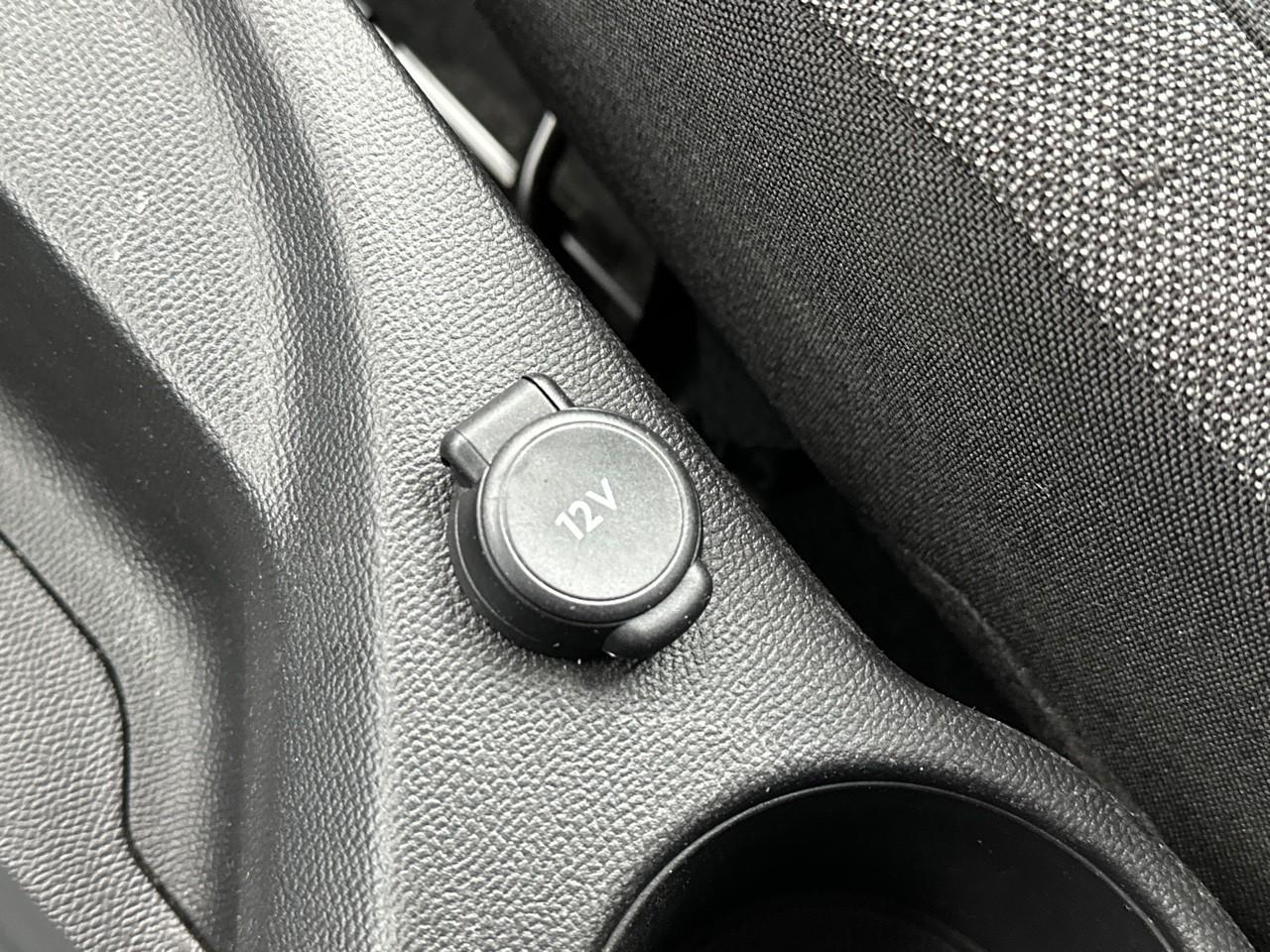 Peugeot 208 puretech 100 s&s bvm6 style — photo 29
