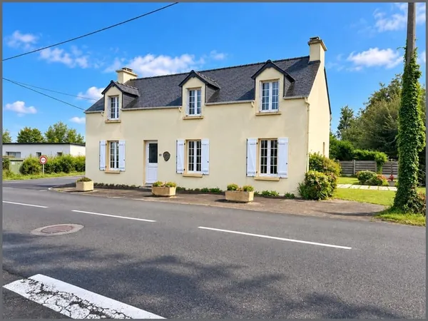 MAISON DE 121 M2 A PROXIMITE DES PLAGES