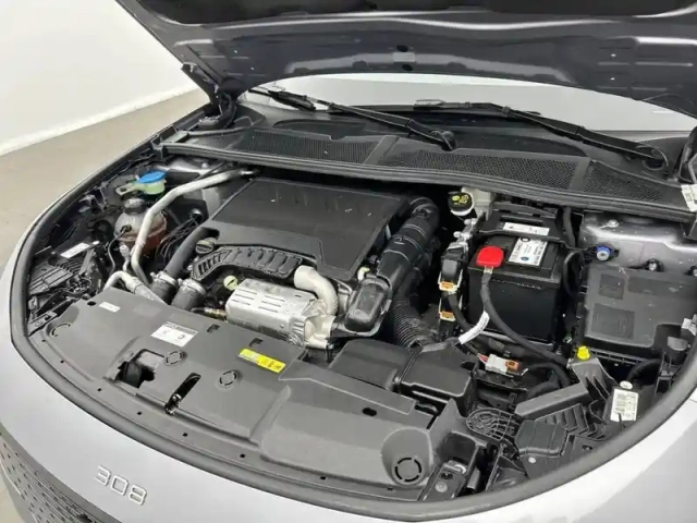 Peugeot 308 puretech 130ch s&amp;s eat8 — photo 103