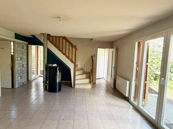 Maison de plain-pied 5 pièces 97 m²