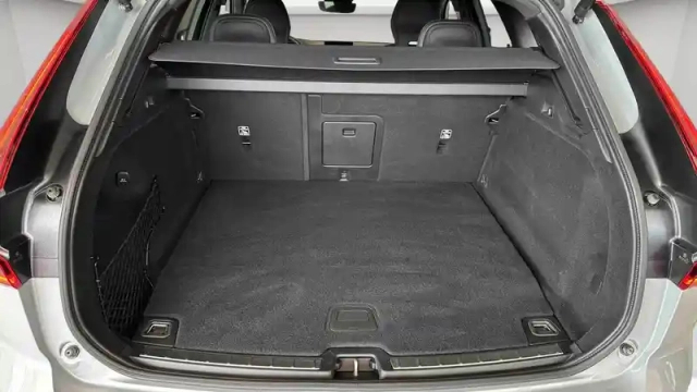 Volvo Xc60 t6 awd hybride rechargeable 253 ch+145 ch geartronic 8 — photo 11