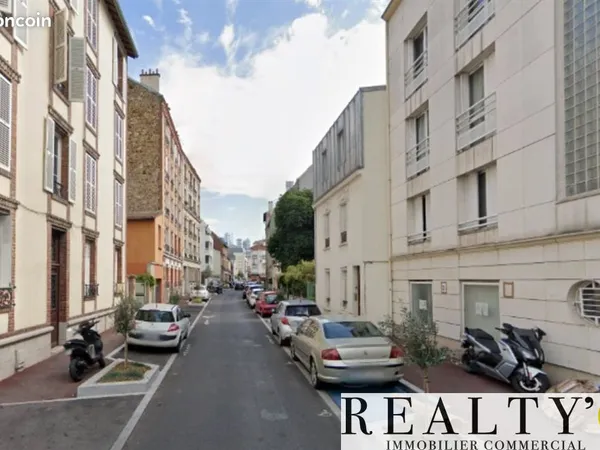 Local commercial 385 m²