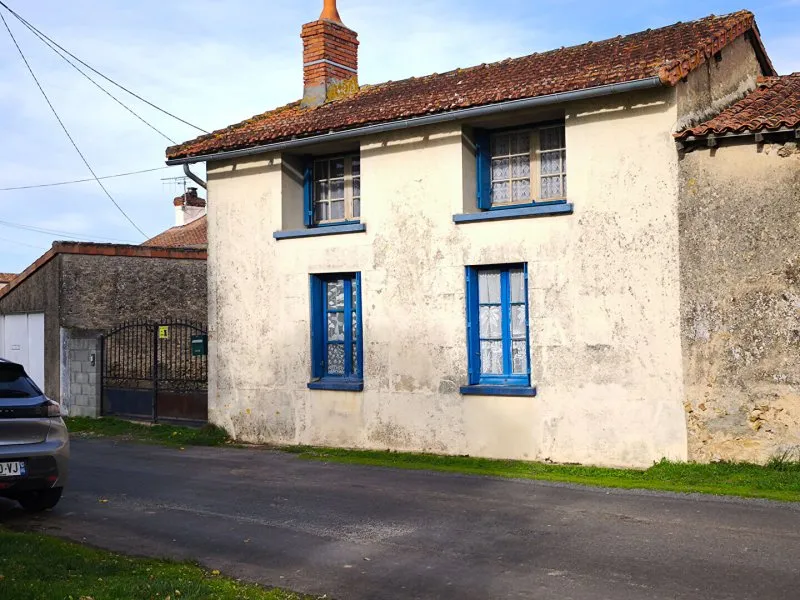 Photo 1