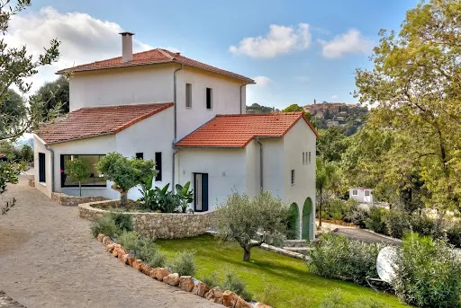 Villa 6 pièces 230 m²