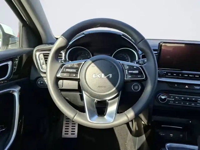 Kia Xceed 1.5 t-gdi 140 ch bvm6 — photo 12