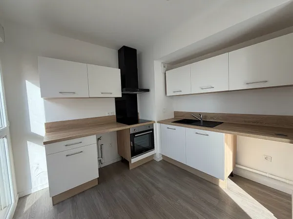 À LOUER - APPARTEMENT NEUF T4 LES PONTS DE CÉ