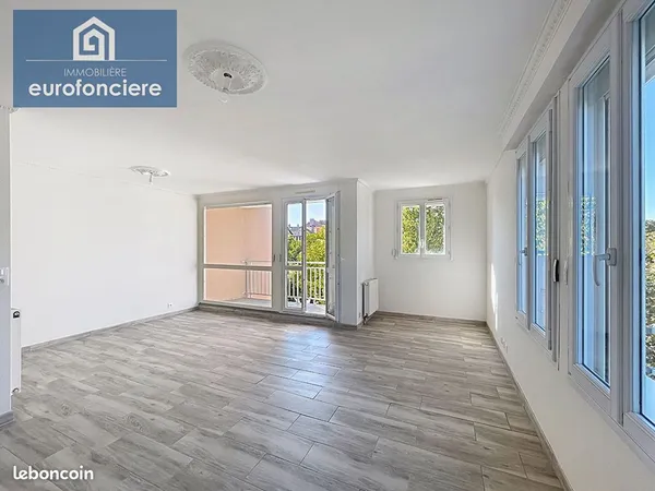 Appartement 4 pièces 79 m²