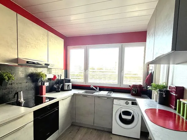 Appartement 3 pièces 57m² en parfait état à proximité du centre-ville