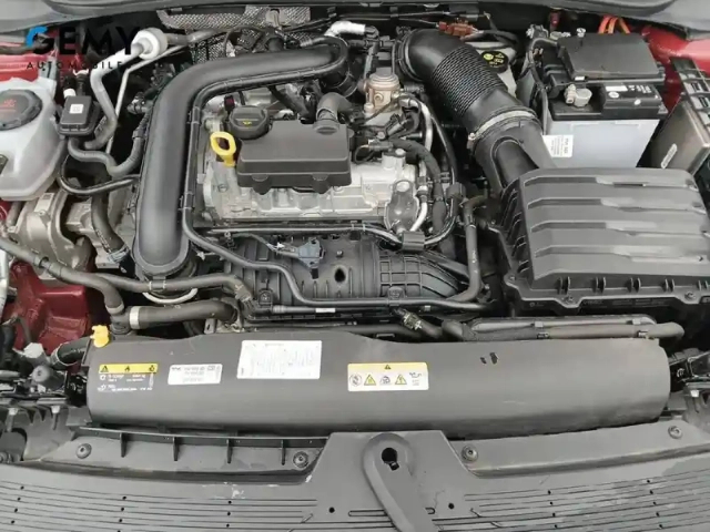 Volkswagen Taigo 1.0 tsi 110 dsg7 — photo 79