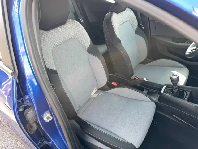 Renault Clio tce 90 — photo 18