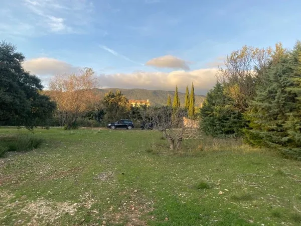 Terrain 1150 m²