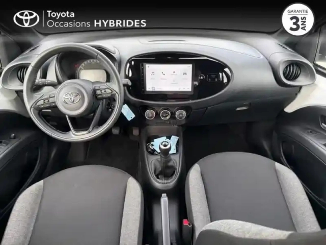Toyota Aygo X 1.0 vvt-i 72ch dynamic my23 — photo 15