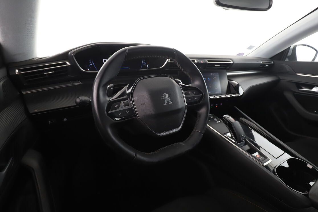 Peugeot 508 SW 1.2 PureTech Active Pack EAT8 — photo 10