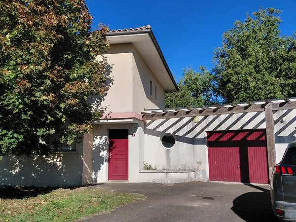Maison f4- nersac -120 000