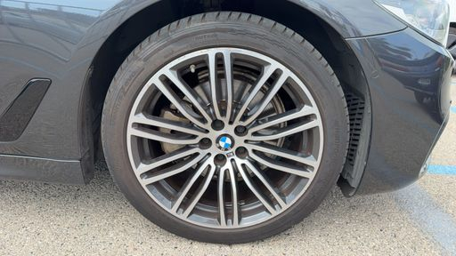 BMW Serie 5 518d 150 Steptronic8 - M Sport – 2020 – 138900 km – Diesel – Boîte Automatique — photo 40