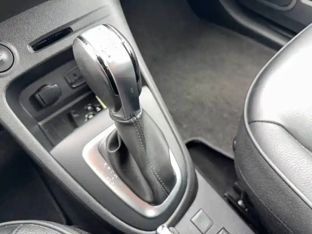 Renault Captur tce 150 fap edc — photo 40
