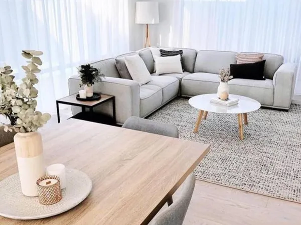 4 PIÈCES de 80m² + JARDIN + PKG(s)