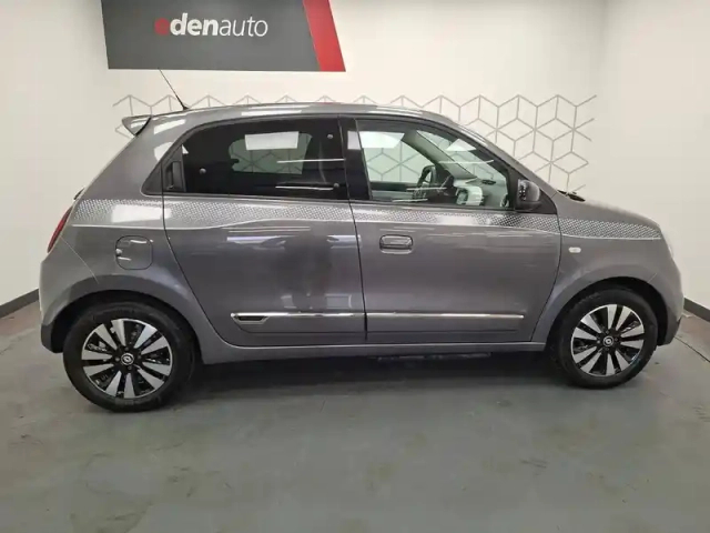 Renault Twingo iii e-tech — photo 4