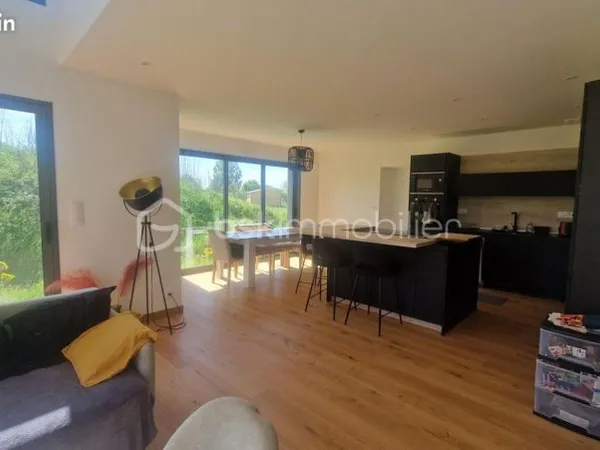 Maison 5 pièces 180 m²