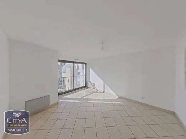 A LOUER - T3 NON MEUBLE